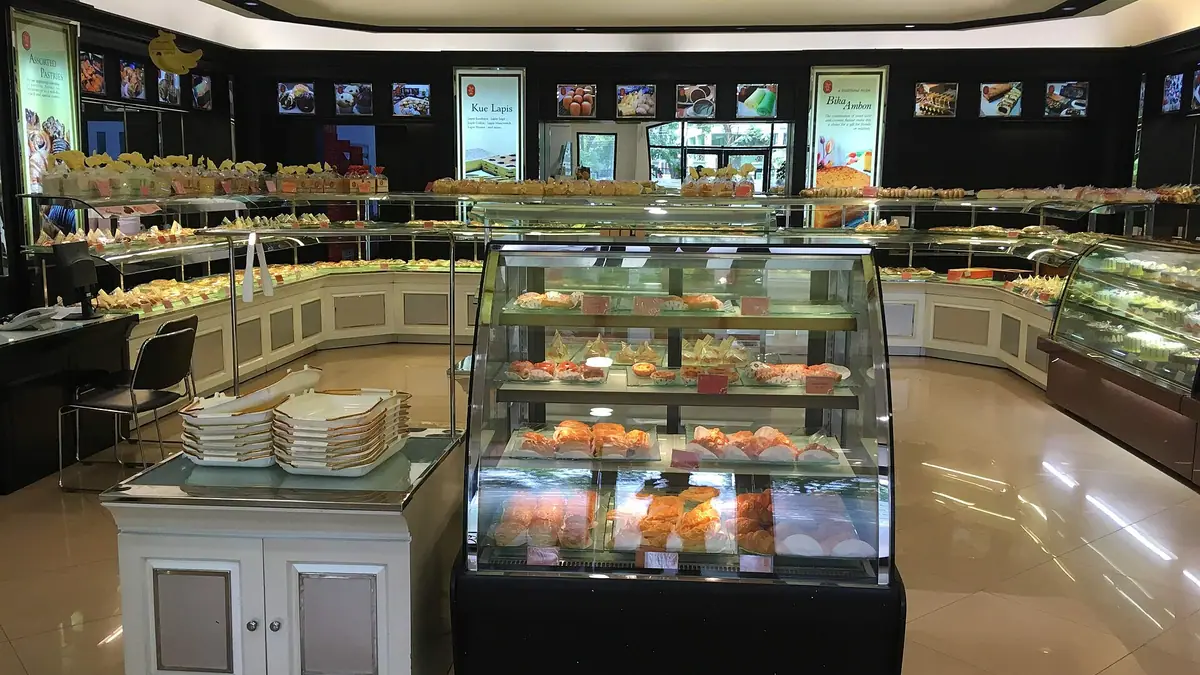 Bayne's – bakery in Wishaw town centre